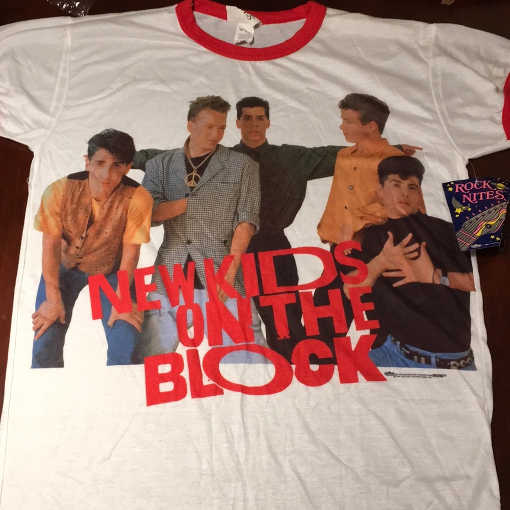 NWT New Kids On The Block NKOTB t-shirt